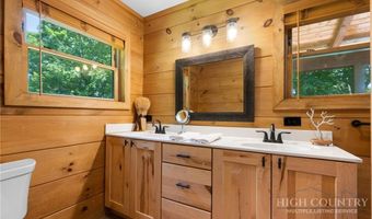 407 Signature Ridge Rd, Banner Elk, NC 28604