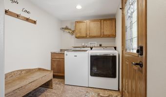 1211 N State St, Aberdeen, SD 57401