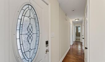 1053 Woodcrest Dr, Beech Island, SC 29842
