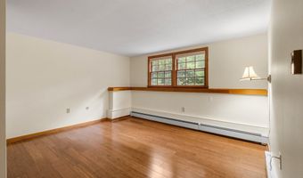 11 Farrwood Dr, Andover, MA 01810