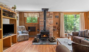 70 Meredith Ln, Barnstead, NH 03225