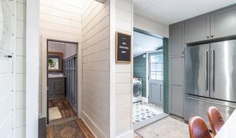 813 S 300 West Rd, Albion, IN 46701
