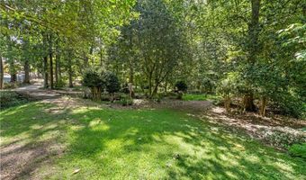 199 WOODFIELD Dr, Auburn, AL 36830