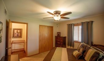 1415 E Linden St, Algona, IA 50511