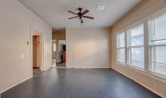 909 W Minnesota Ave, Chickasha, OK 73018