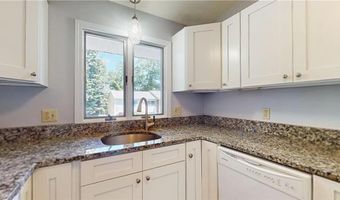 8 Scenery Ln 8, Johnston, RI 02919