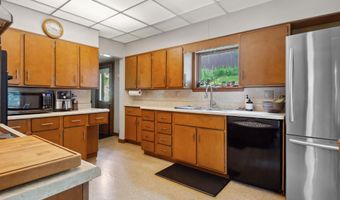216 Prospect St, Berlin, NH 03570
