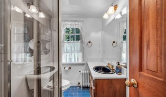 20 Bolleswood Ln, Avon, CT 06001