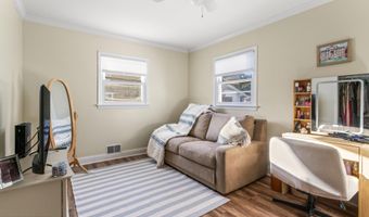 240 Timberline Rd, Toms River, NJ 08753