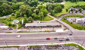 702 S White St, Athens, TN 37303