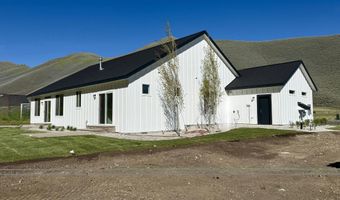 409 Rosewood Dr, Bellevue, ID 83313