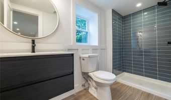 62 Central Ave, Amityville, NY 11701