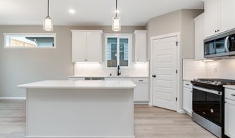 809 NW 32ND St, Battle Ground, WA 98604