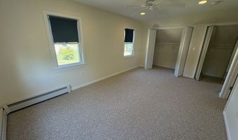 17 McKinnel Ct, Branford, CT 06405