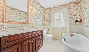 170 E Beech St NE, Alliance, OH 44601