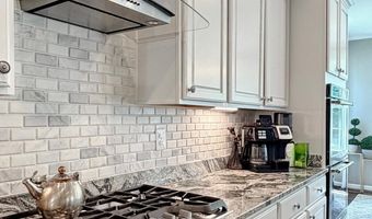 16622 TORTOLA Dr, Accokeek, MD 20607