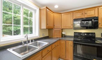 316 North Rd, Candia, NH 03034