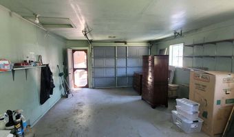 21092 Shelly Ln, Anderson, CA 96007