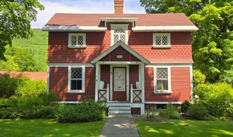 49 Tyler St, Brattleboro, VT 05301
