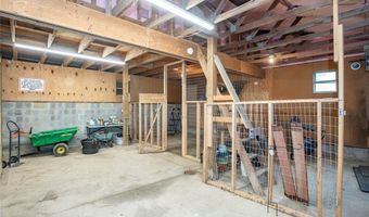 3090 Sourek Rd, Akron, OH 44333