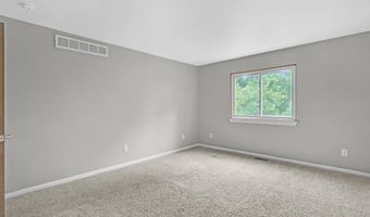 3201 Kilburn Park Cir, Ann Arbor, MI 48105