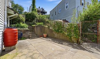 70 Holt St, Airville, PA 15203