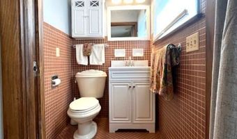 3288 Spring Valley Rd, Akron, OH 44333