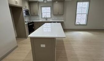212 S 3rd St, Amory, MS 38821