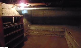 422 E Walnut St, Alma, MI 48801
