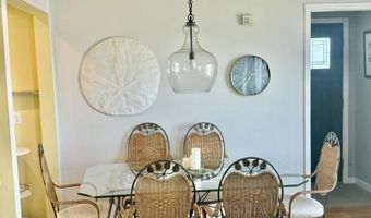 160 Col. John Gardner Rd, Narragansett, RI 02882