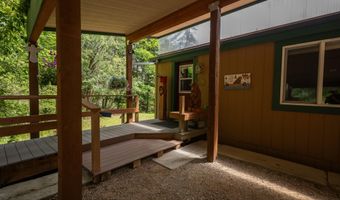 17532 E Bannock Dr, Bayview, ID 83803