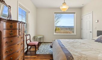 150 Sawchuck Rd, Ancram, NY 12502
