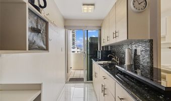 2450 Prince Edward St 1201A, Honolulu, HI 96815