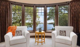 17 Pojac Point Rd, North Kingstown, RI 02852