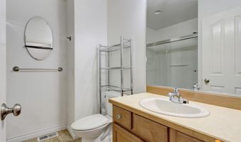 5605 Yukon Charlie Loop, Anchorage, AK 99502