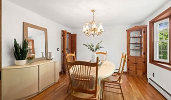 12 Lord Jeffrey Dr, Amherst, NH 03031