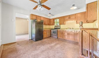 1165 Homeworth Rd, Alliance, OH 44601