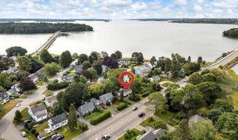 17 US Route One, Falmouth, ME 04105