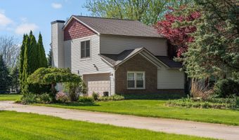 5634 Pebble Ridge Ct, Ann Arbor, MI 48108