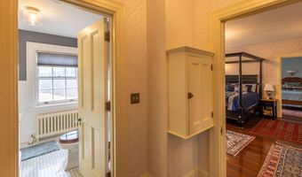 18 Bayside Dr, Belfast, ME 04915