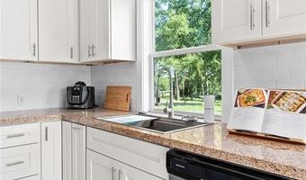 1303 Hoover Way, Alma, AR 72921