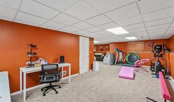 23882 Monroe St, Armada, MI 48005