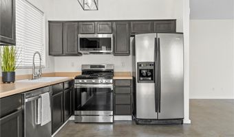 9420 Plover Falls Ave, Las Vegas, NV 89149