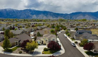 1516 Lasso Ln, Gardnerville, NV 89410