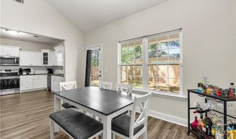 37 Douglas Rd, Allenhurst, GA 31301