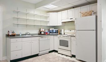 83 Essex St, Bangor, ME 04401