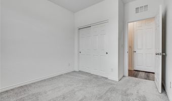 20 Barbara Ln 13, Las Vegas, NV 89183