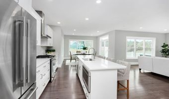 148 County Rd, Amherst, NH 03055