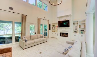 111 Oak Leaf Trl, Benton, LA 71006