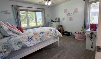 1815 Craig Rd, Aurora, NE 68818